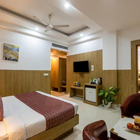 Hotel Corporate Suite Delhi Airport With- Free Airport Pickup-2